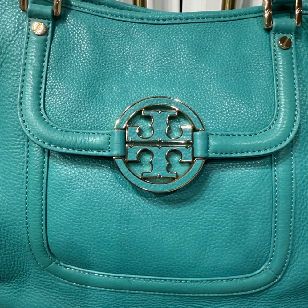Authentic leather turquoise Tory Burch handbag with strap - Picture 5 of 9